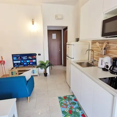 Loft Tropical - 100 Metri Dalla Spiaggia Di Sabbia E Dal Mare * Fontane Bianche