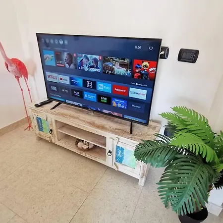 Apartment Loft Tropical - 100 Metri Dalla Spiaggia Di Sabbia E Dal Mare